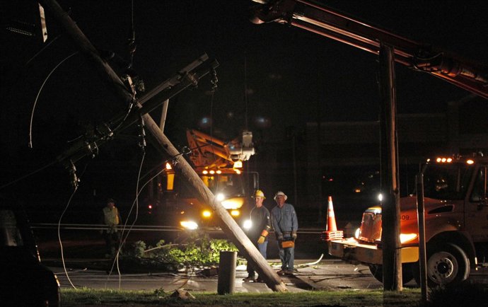 30 Muertos Por Un Tornado En Joplin, Missouri (EEUU)