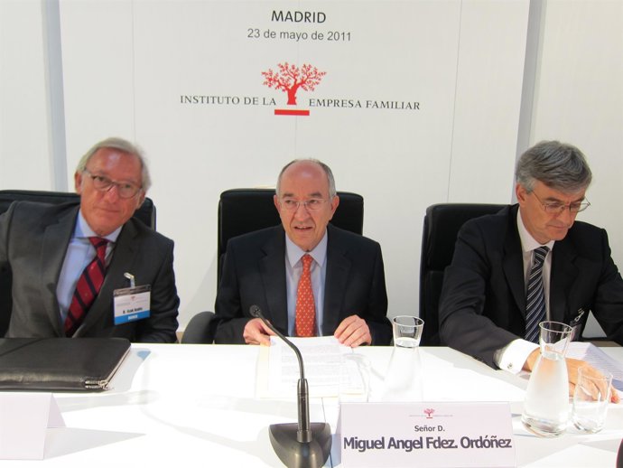 El Gobernador Del Banco De España, Miguel Angel Fernández Ordóñez