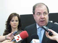 Herrera pide a Zapatero que "aplique el sentido común" tras los resultados electorales