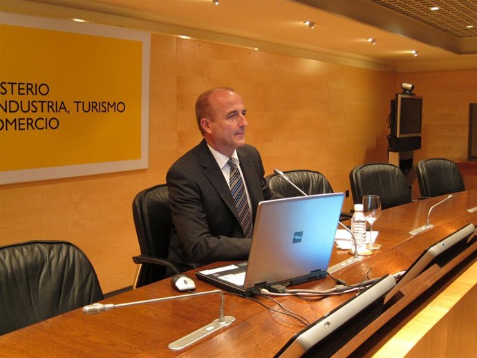 El Ministro De Industria, Miguel Sebastián
