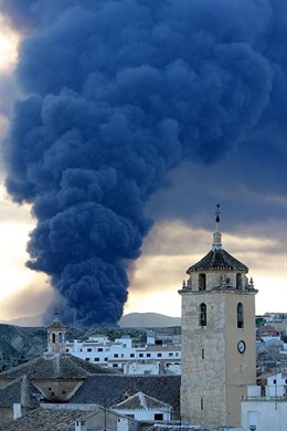 Albox Amenazada Por La Nube De Humo Del Incendio De Geocycle 
