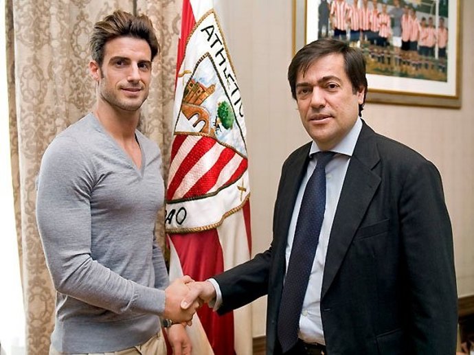 Aitor Ocio Será Rojiblanco Una Temporada Más
