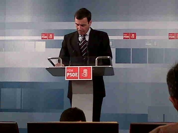 El Secretario General Del PSM, Tomás Gómez,