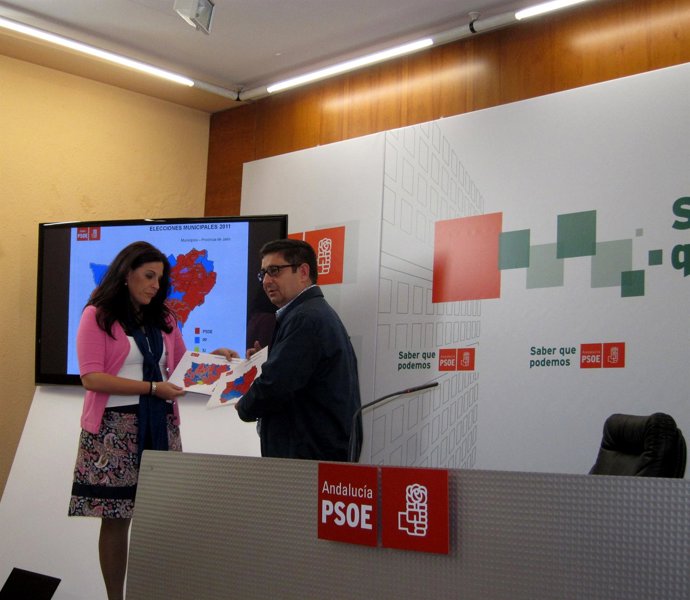 Ángeles Férriz Y Francisco Retes Muestran El Mapa Electoral De Jaén.