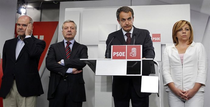 zapatero en la noche electoral del 22M