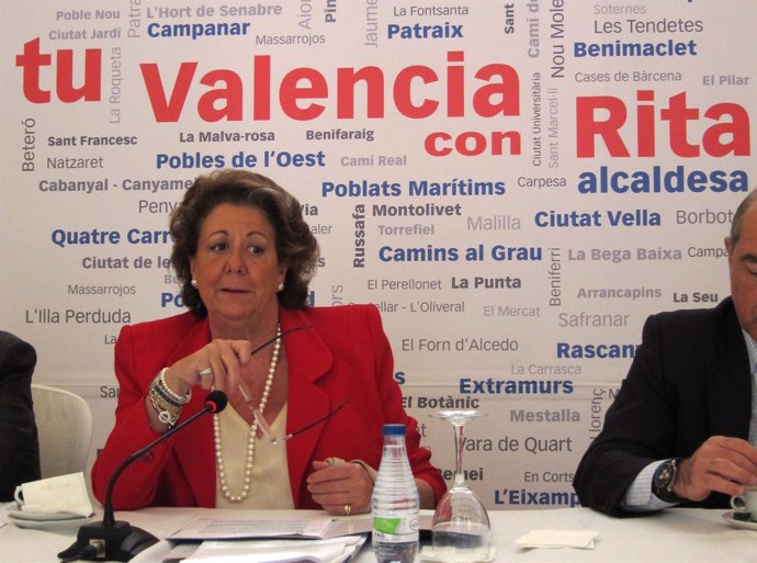 La Alcaldesa De Valencia Y Candidata A La Reelección, Rita Barberá.