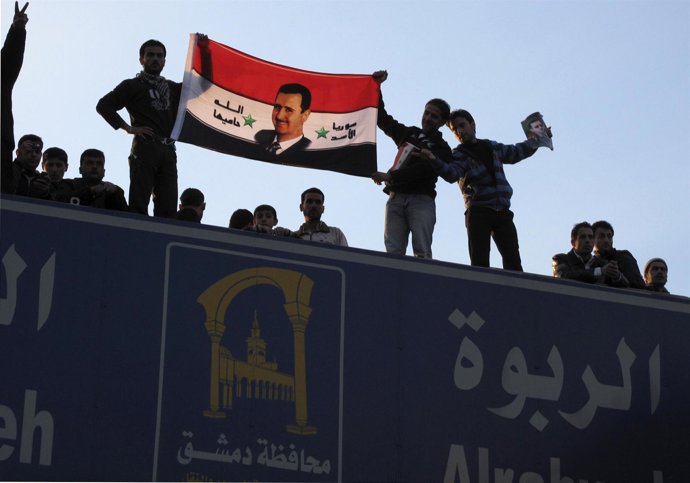 Partidarios Del Presidente Sirio Al Assad