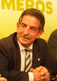 Revilla aconseja a Zapatero que convoque elecciones ya y cree que Rajoy tiene "todas las papeletas" para ser presidente