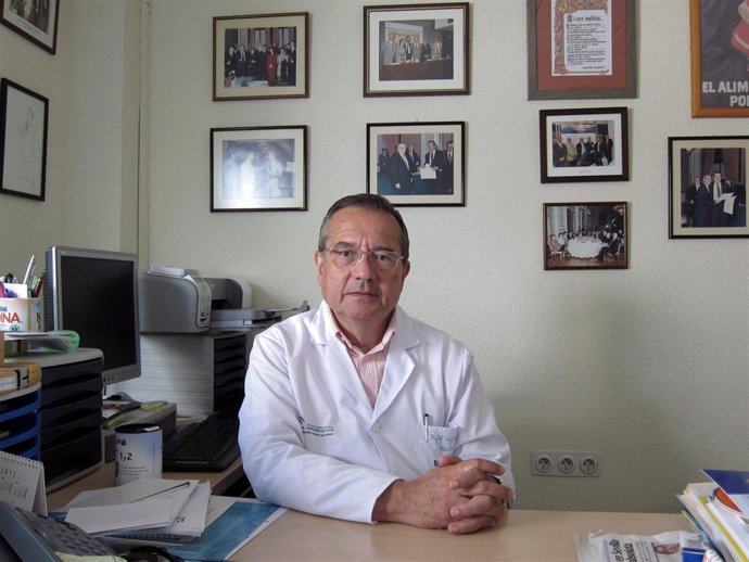 El Jefe De La Sección De Gastroenterología Pediátrica Del Mismo Hospital, El Doc