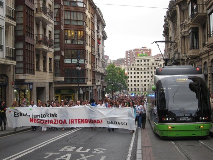 Manifestación De Trabajadoras De Comedores Escolares.