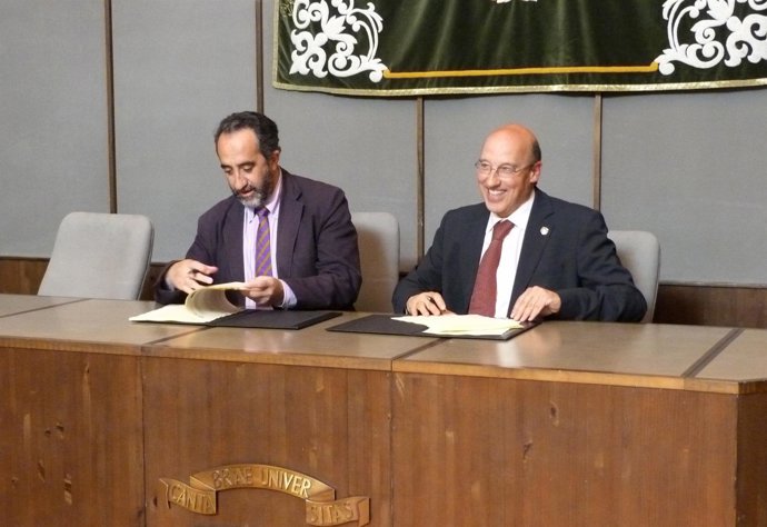 Firma Del Convenio Entre Sodercan Y La UC