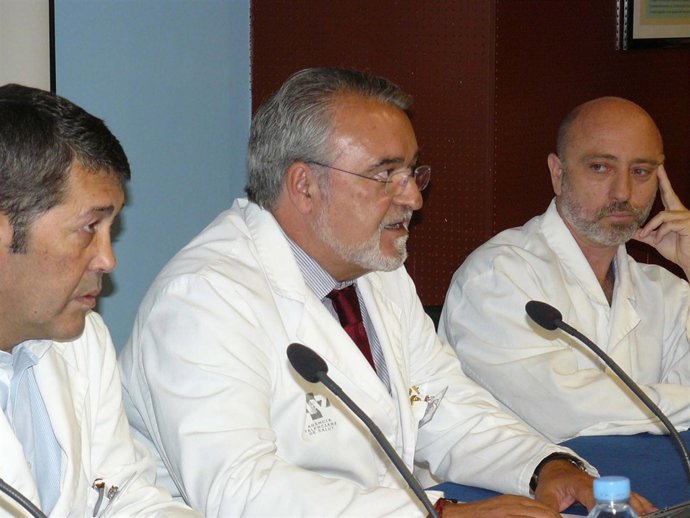 Especialistas De La Ribera Presentan La Nueva Técnica De Intervención