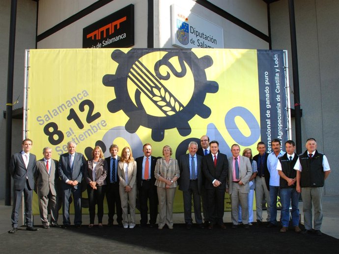 Delegación Del Salón De Agricultura De Burdeos En La Pasada Edición De Agromaq E