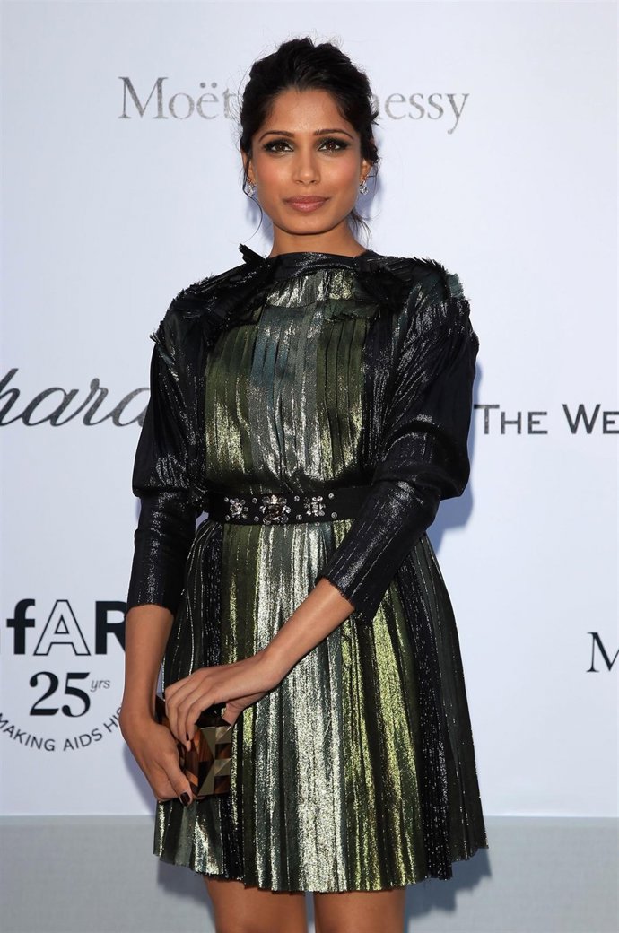 Freida Pinto En Un Evento