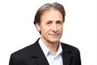 Pedro Escobar (IU) ve en el PSOE un "cadáver político" no "demasiado sólido" como "interlocutor"