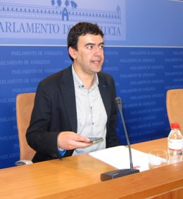 Mario Jiménez, Este Miércoles En Rueda De Prensa