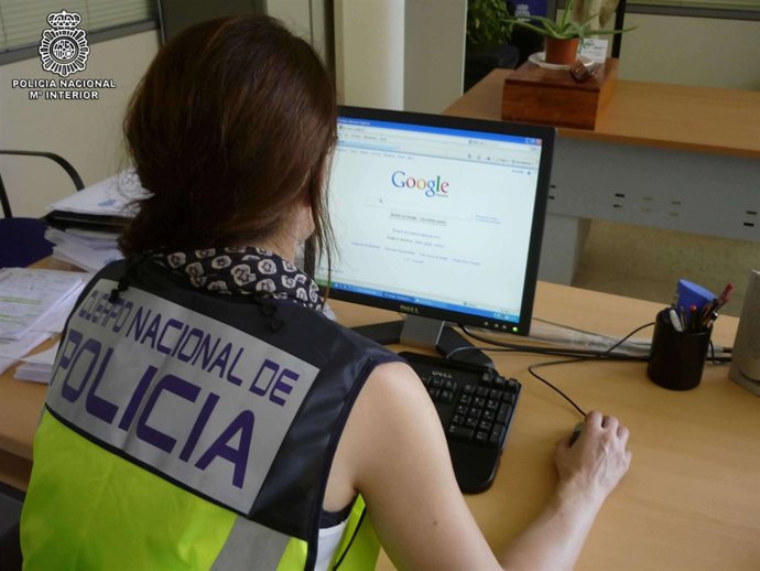 Desarticulada red estafa Internet para vender animales desde Almería