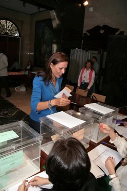 FOTONOTICIA. CRISTINA TAVIO HACE LLAMAMIENTO A LA PARTICIPACION CIUDADANA