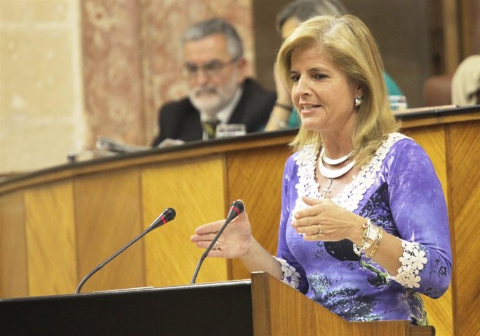 Esperanza Oña Interviene En El Pleno Del Parlamento