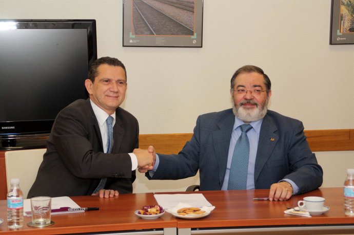 Renfe Y Cocemfe Favorecerán La Integración Laboral De Personas Discapacitadas