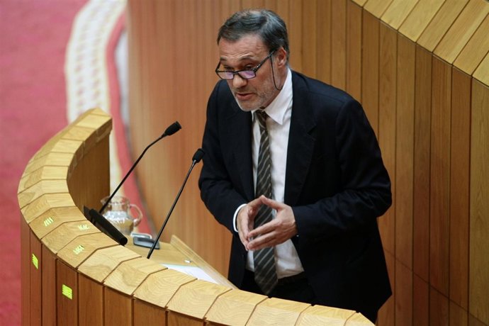 roberto varela interven no pleno do parlamentofoto: ana varela