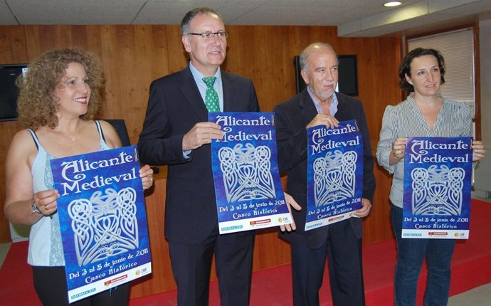 Rueda De Prensa De La Presentación De Alicante Medieval