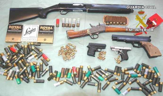 Armas Decomisadas En Operación Antidroga En Granada Y Almería