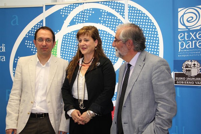 PRENTSA OHARRA: ETXEPARE INSTITUT RAMON LLULL HITZARMENA // NOTA DE PRENSA: CONV