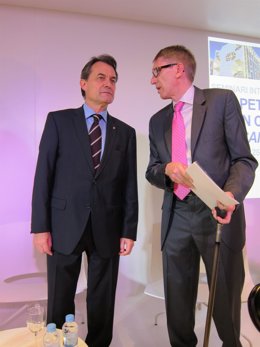 El Presidente Del Govern, Artur Mas, Y El De Catdem, Agustí Colomines