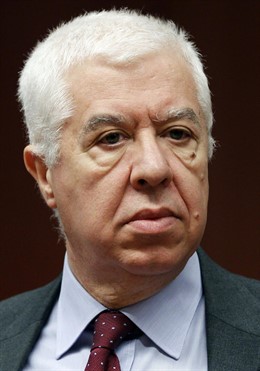 El Ministro De Economía De Portugal, Fernando Teixeira Do Santos