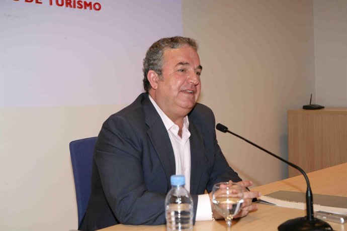 El Presidente Del Patronato De Turismo, Salvador Pendón