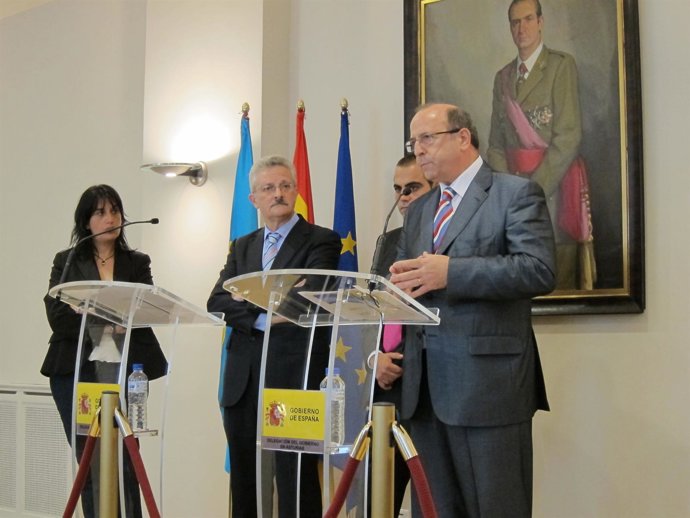 Antonio Trevín Y Alfredo Cerezo Presentan La Campaña 'Hazlo Por Ti'