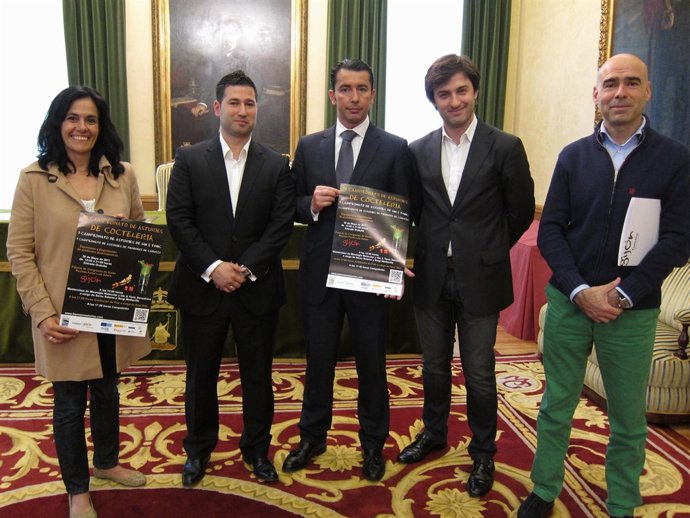 Presentación De 'Gijón De Cócteles'