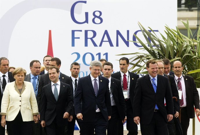 Miembros Del G-8 En La Cumbre De Francia