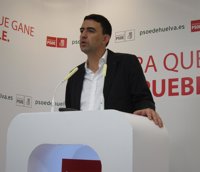 Mario Jiménez destaca la contribución del PSOE-A a "aportar seguridad al futuro" del partido y del Gobierno