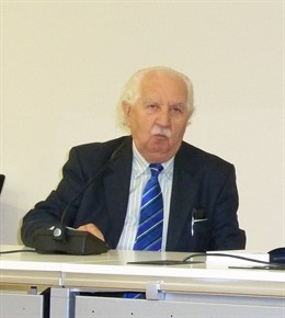 Martínez Montávez En La Biblioteca Central De Cantabria