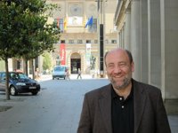 Alonso (IU) inicia contactos "muy informales" con el PSOE y dice estar abierto a todas las ofertas de diálogo