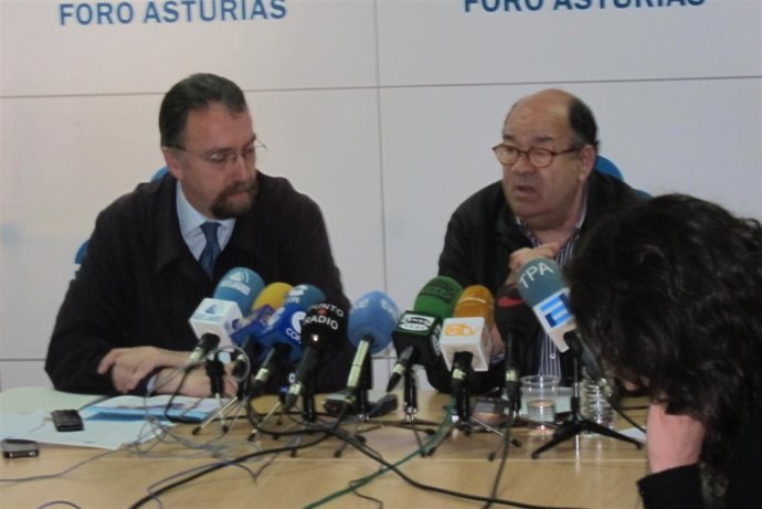 Isidro Martínez Oblanca Y Enrique Álvarez Sostres