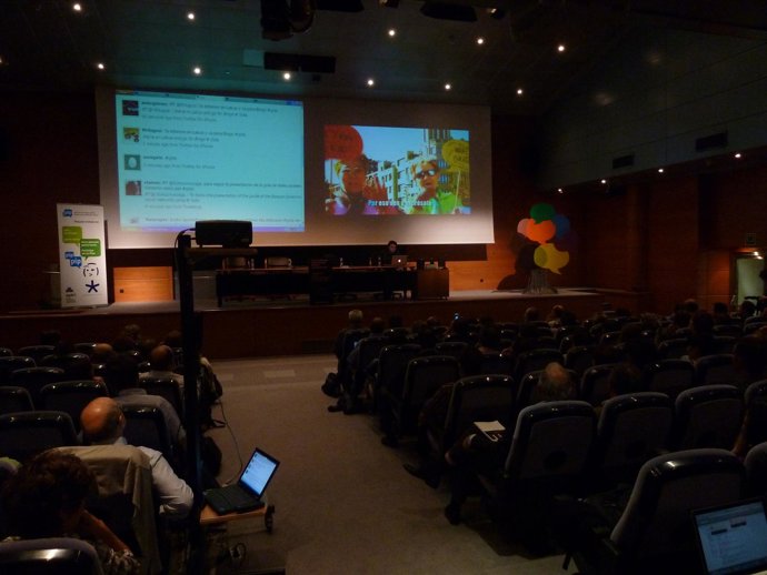 Acto De Presentación De La Guía De Usos Y Estilo De Las Redes Sociales.