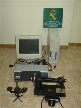 Material Robado Intervenido Por La Guardia Civil De O Carballiño (Ourense)