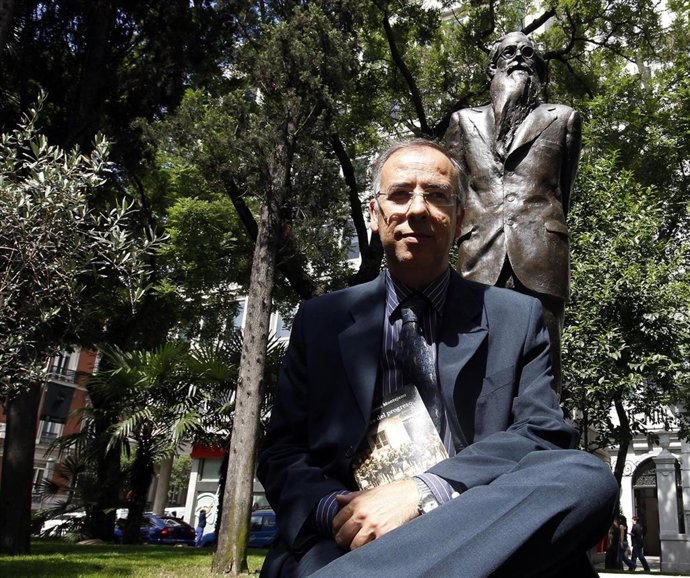 Antonio Gómez Montejano, Escritor