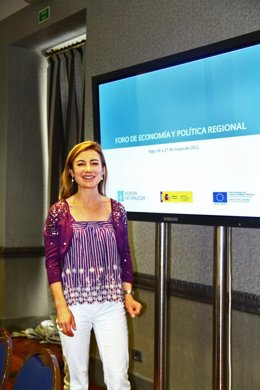 Fotos. A CONSELLEIRA DE FACENDA SALIENTA QUE O PLAN DA XUNTA CONCORDA COA ESTRAT