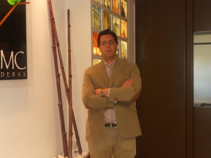 El Director Comercial De La Empresa BMC Maderas, Javier Martín