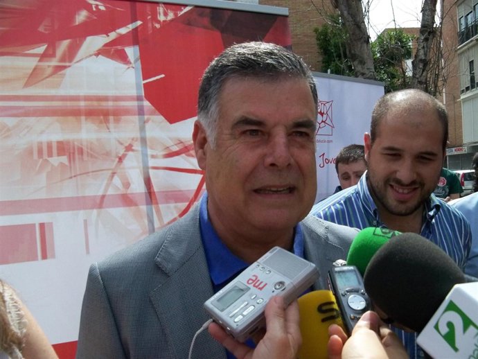 El Secretario General Del PSOE De Sevilla, José Antonio Viera