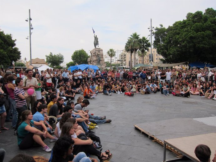 Concentración En Solidaridad Con Los Desalojados En Barcelona 