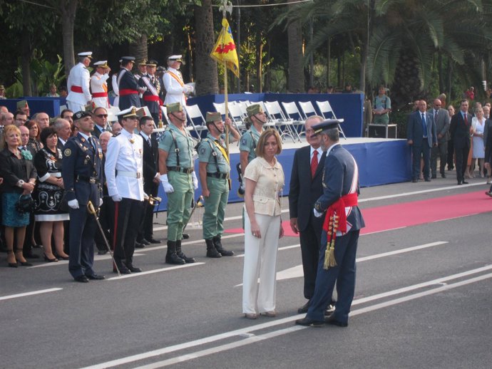 La Ministra De Defensa, Carme Chacón, En Una Jura De Bandera 