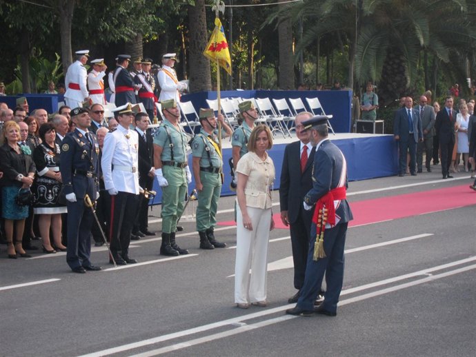 La Ministra De Defensa, Carme Chacón, En Una Jura De Bandera 
