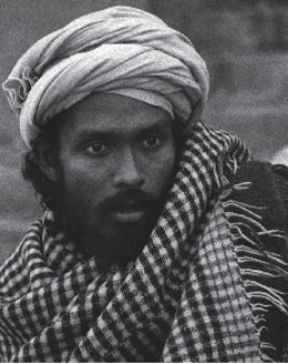 Imagen De La Exposición Sobre La India De Julio Molina