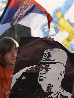 Manifestante Partidario De Mladic