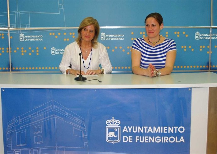 La Alcaldesa De Fuengirola, Esperanza Oña, Y La Edil De Playas.